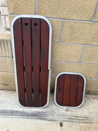 Ski locker floor covers 1