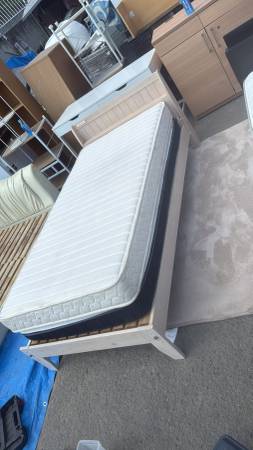 Bed and mattress for sale - Single size -delivery available 1