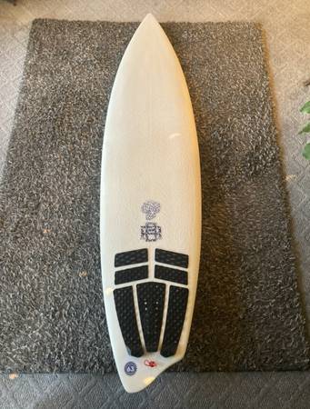 7'2" Asymmetrical Chuck Dent / BR Surfboard 1
