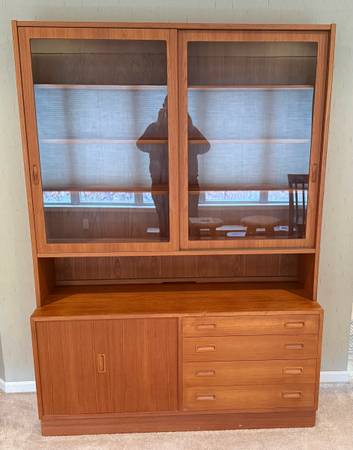 Vintage Poul Hundevad 60s Showcase 1