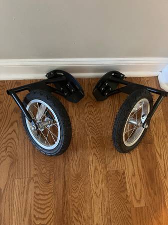 Barely Used Junior Stabilizer Wheels Kit 1
