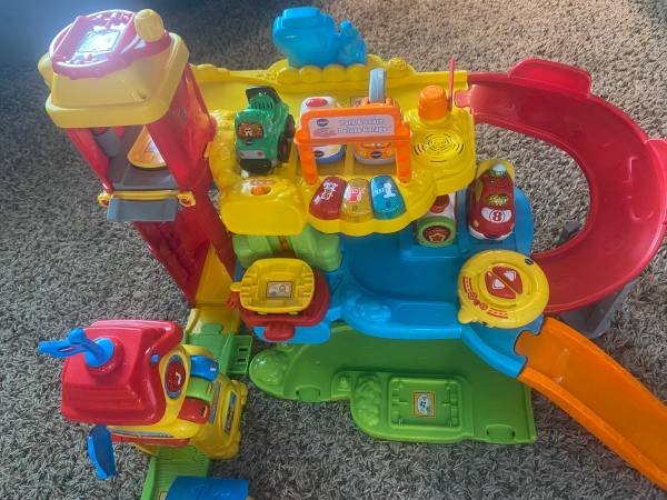 Kid toy remote control race car track train track 1