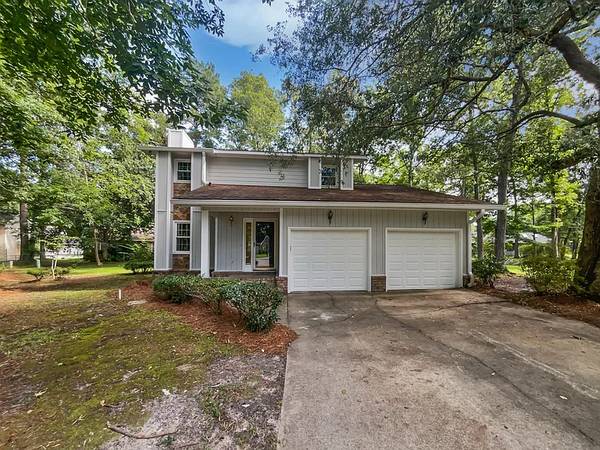 $1,300 / 3br - 1681ft2 - Summerville 3BR/3BA Home – $1300/mo – Spacious & Great Location64016109128579120