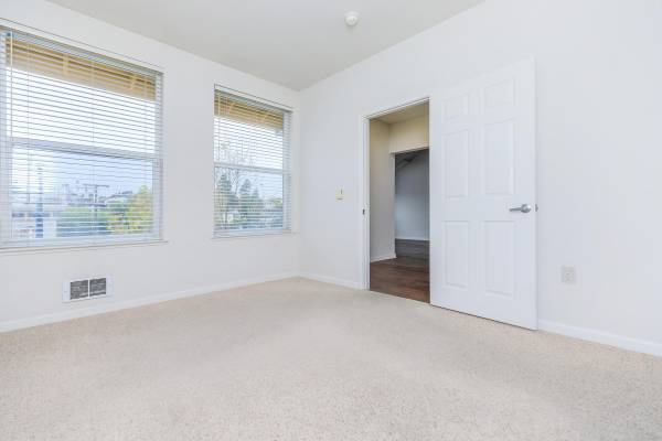 $2,210 / 1hab - 610ft2 - Lavavajillas, listo para cable, ático (albany / el cerrito)63946807116674121