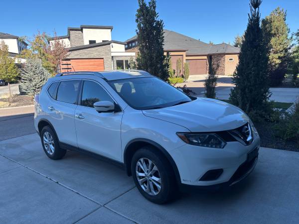 Nissan Rogue 2016 1