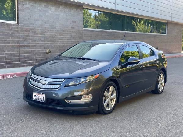 2013 Chevrolet Volt 143k Título Limpio Funciona Bien SMOG HECHO CÁMARA DE REVERSA - $5,450 (sacramento)63619383004801120