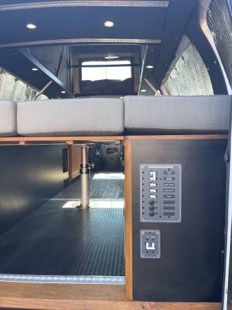 2000 Ford E350 Quigley 4x4 - Photo 10