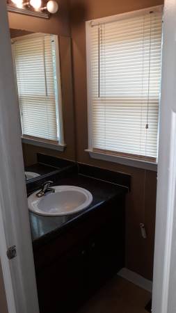 $185 / 1br - """ No Security Deposit, Free Wifi, Utilities, 185. a week """ (Atlanta)64045868238210123