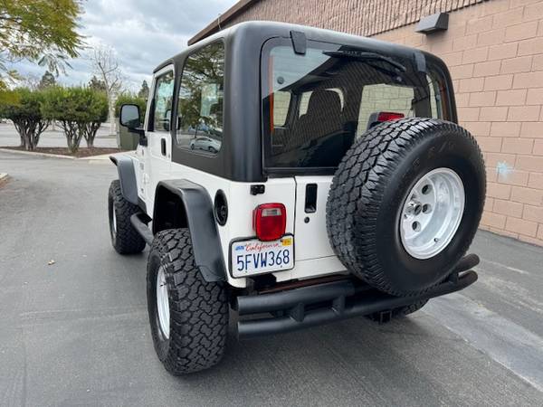 Techo duro Jeep Wrangler 2004, automático, BLANCO - $14.500 (Escondido)63440201030017123