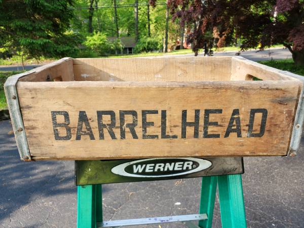 BarrelHead wooden crate 1