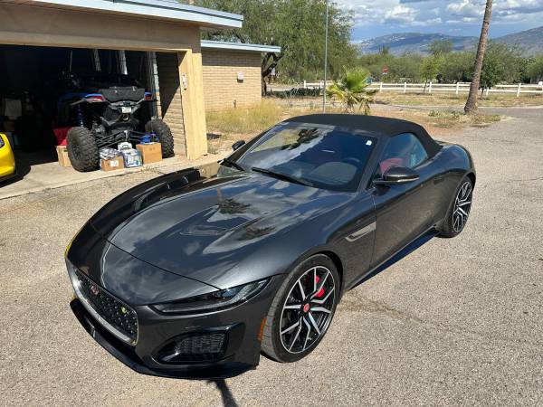 2023 Jag F-Type R Convertible 1