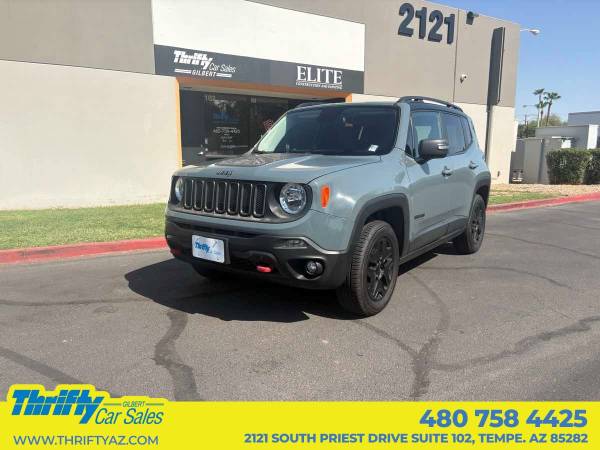 2017 Jeep Renegade 4x4 4WD Deserthawk SUV 1