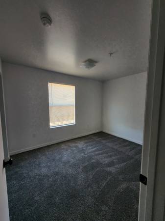 $1,397 / 2br - 780ft2 - Vermillion View (Page)63932586523523124