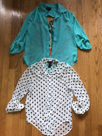 Jr. Blouses Lot sizes Small 1