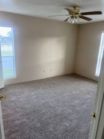 $1,200 / 2br - 987ft2 - 2x2 Apartment Ready  Mid-September (texas city)63832138340865122