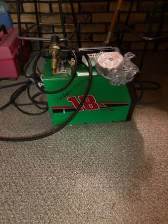 Lincoln  110volt mig wire welder 1
