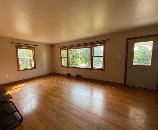$970 / 2br - Encantadora casa unifamiliar de 2 habitaciones y 1 baño (Zanesville, OH)63655933876993121