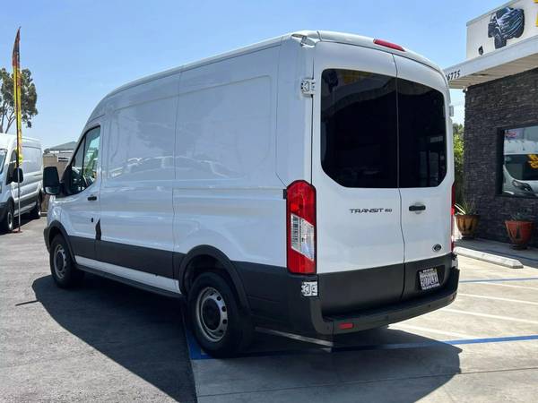 2015 FORD TRANSIT 150 > CALL NOW! (909) 587-2124 EZ FINANCE!! - $18,975 (San Diego)63440406422915122