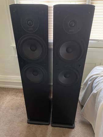 Polk Audio Floorstanding Tower Speakers 1