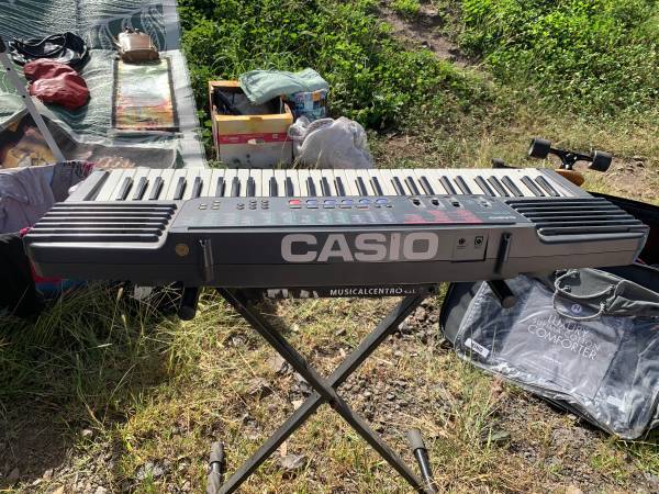 Casio keyboard piano 1