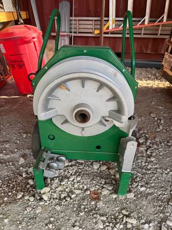 Greenlee 555 1/2”-2” Rigid Bender 1