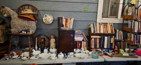 Yard sale photo