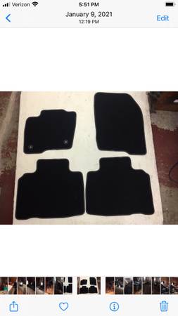 Ford Edge 2020 alfombras originales - $20 (The Bronx)63435923266179121