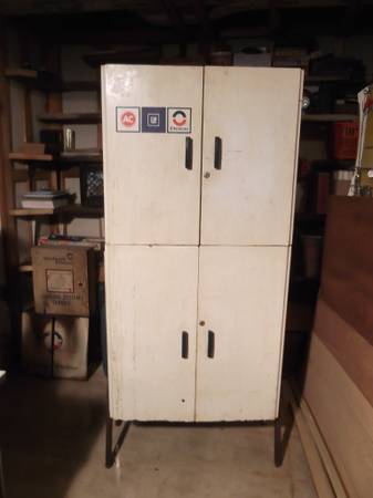 AC DELCO Cabinet 1970's garage service station 1