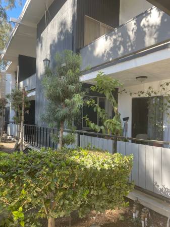 $1,725 / 1br - 650ft2 - Topanga Villa Apartments..Gorgeous Newly Remodeled One Bedroom! (Canoga Park)63869888055425123