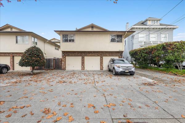 2015 Central Ave #E - 1 bedroom | 1 bath 1