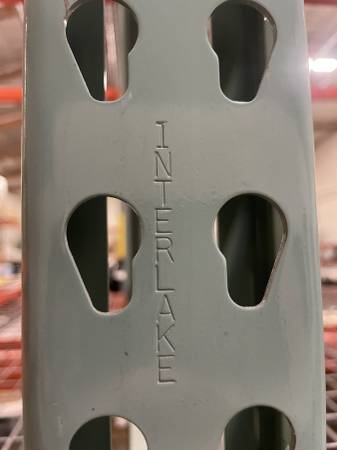 Interlake Teardrop Pallet Racking - 30 Uprights, 111 Beams 1