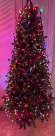 Beautiful Christmas Tree 1