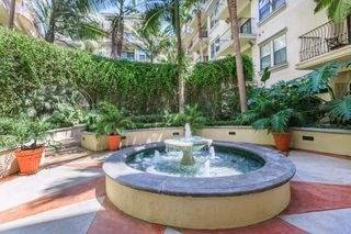 $2,019 / 568ft2 - Cycling Machines, Granite Countertops, Studio/1B (505 N. Figueroa St., Los Angeles, CA)63953075851011120