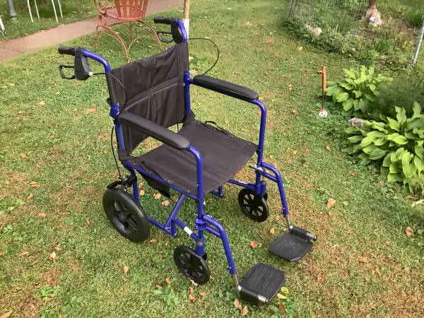 NEW ! MEDFAST WHEELCHAIR 1
