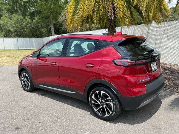 2022 Chevy Bolt EUV  Premier Super Cruise Pano Moonroof Bose 26K - $18,995 (WWW.TAMPAHYBRIDS.COM)63443743618051122