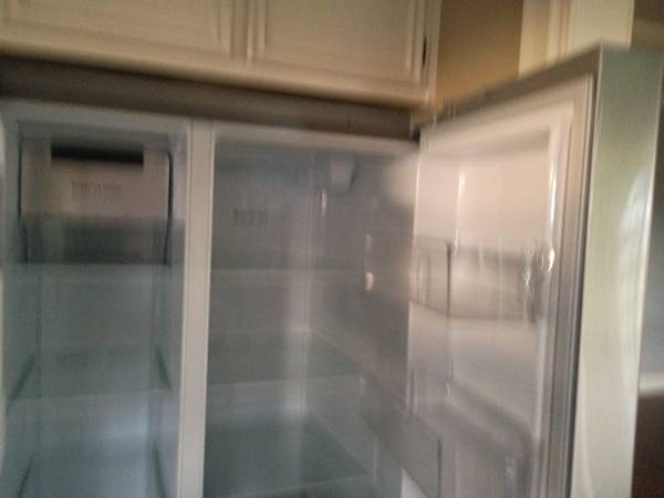 Refrigerator 1