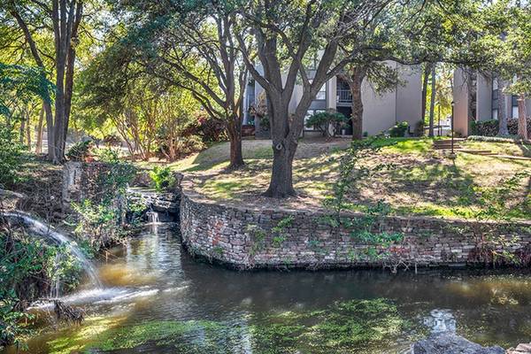 $1,351 / 1br - 808ft2 - Balcony or Patio, Business Center, Dishwasher (3701 N O'Connor Rd, Irving, TX)63796578508291121