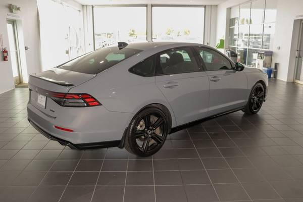 2023 Honda Accord Hybrid Electric Sport-L Sedan - $443 (Est. payment OAC†)63624308017283124