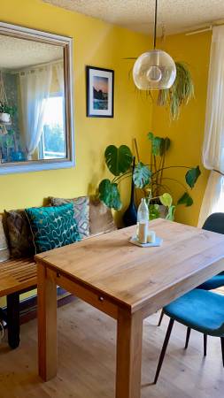 $1,650 / 2br - Spacious and Bright Private Room with Private Bathroom in Los Feliz (Los feliz/ silverlake)63857624819715121