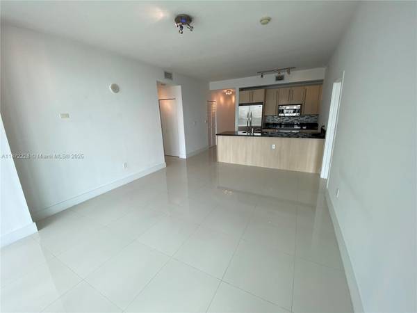 $3,950 / 2br - 1024ft2 - Astonishing 2/2 in the Heart of Brickell (Brickell)64002014686465122