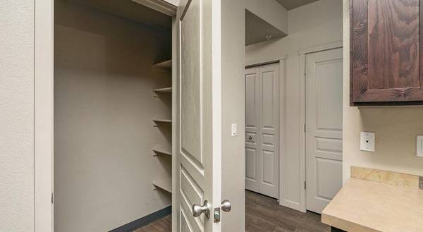 $1,625 / 2br - 990ft2 - Rare Opportunity: 2 BR/2 BA Home with Playground Access (Meridian)63981533855619124