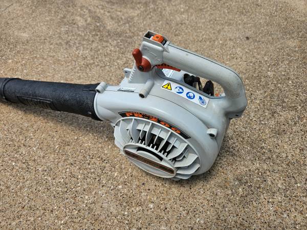 Echo Power Blower.  Leaf blower. 1