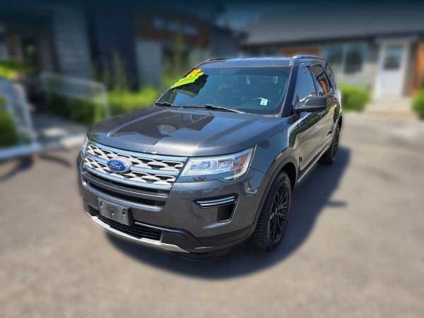 2018 Ford Explorer - Financing Available! Carfax, come see us today. 1