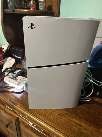 PS5 Slim Version 1