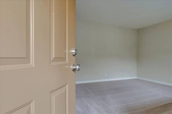 $2,595 / 1hab - 600ft2 - 🌟 Un dormitorio. Un lugar perfecto - Apartamentos 15 Coleman Place🏡 (menlo park)63851966358785121