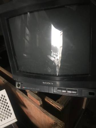 Sony 10" Trinitron KV - 1326R 1