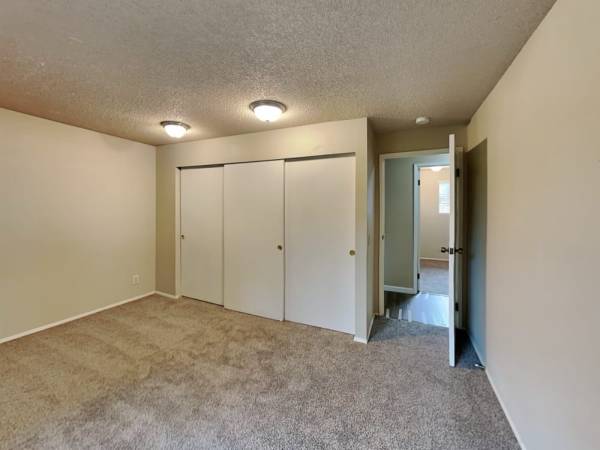 $2,184 / 4br - 2316ft2 - 4BR/2.5BA Rental with Spacious Yard • Misty Meadows (Bothell)63773355188099124