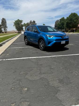 2017 Toyota RAV4 - $11,200 (Lancaster)63441223549315121