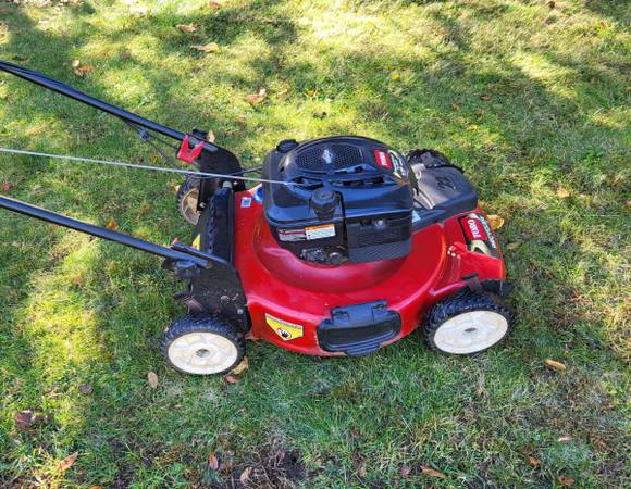 Toro self propelled mower 1