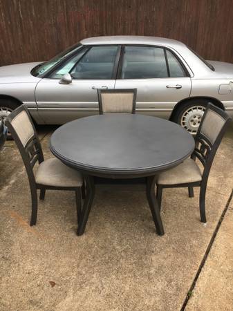 Four Piece Dining Set 1